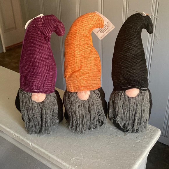NWT- Set of 3- Purple, Orange & Black Hat get lkui Halloween Gnomes Decorations - Picture 6 of 17
